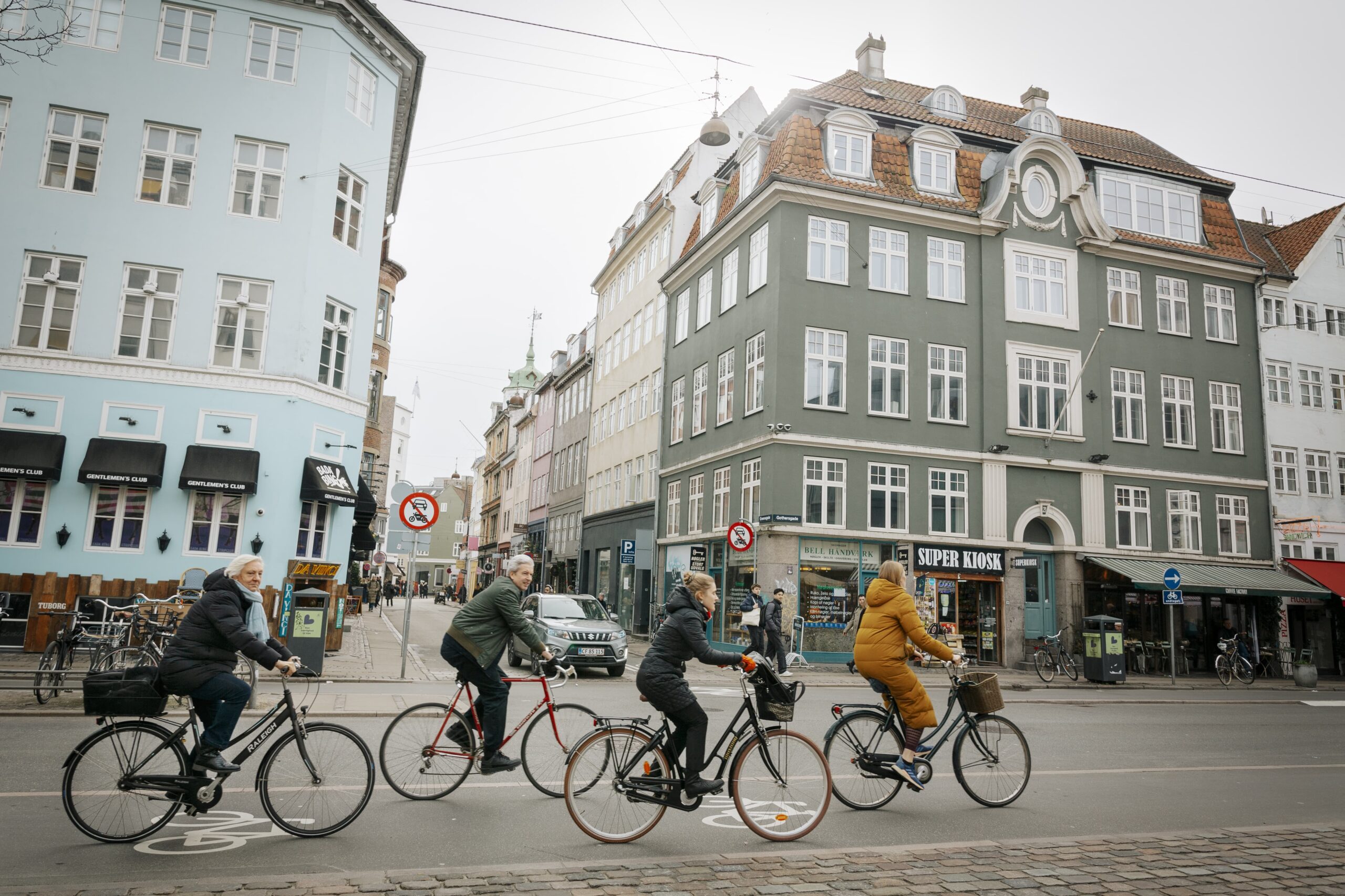 Unga personer pressas ut från Köpenhamn – för dyrt att bo