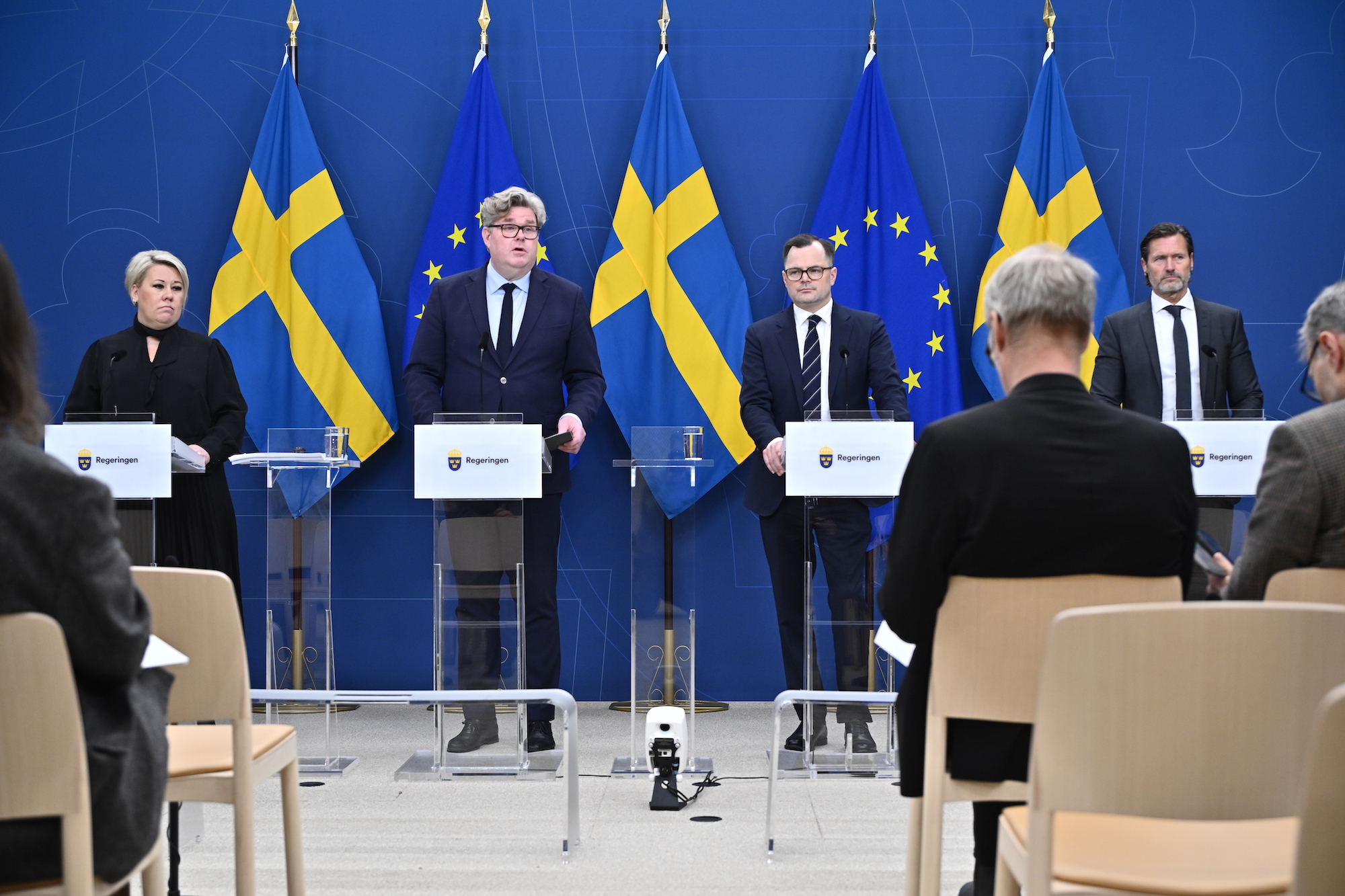 Regeringen: Fängelse för 13-åringar redan till sommaren