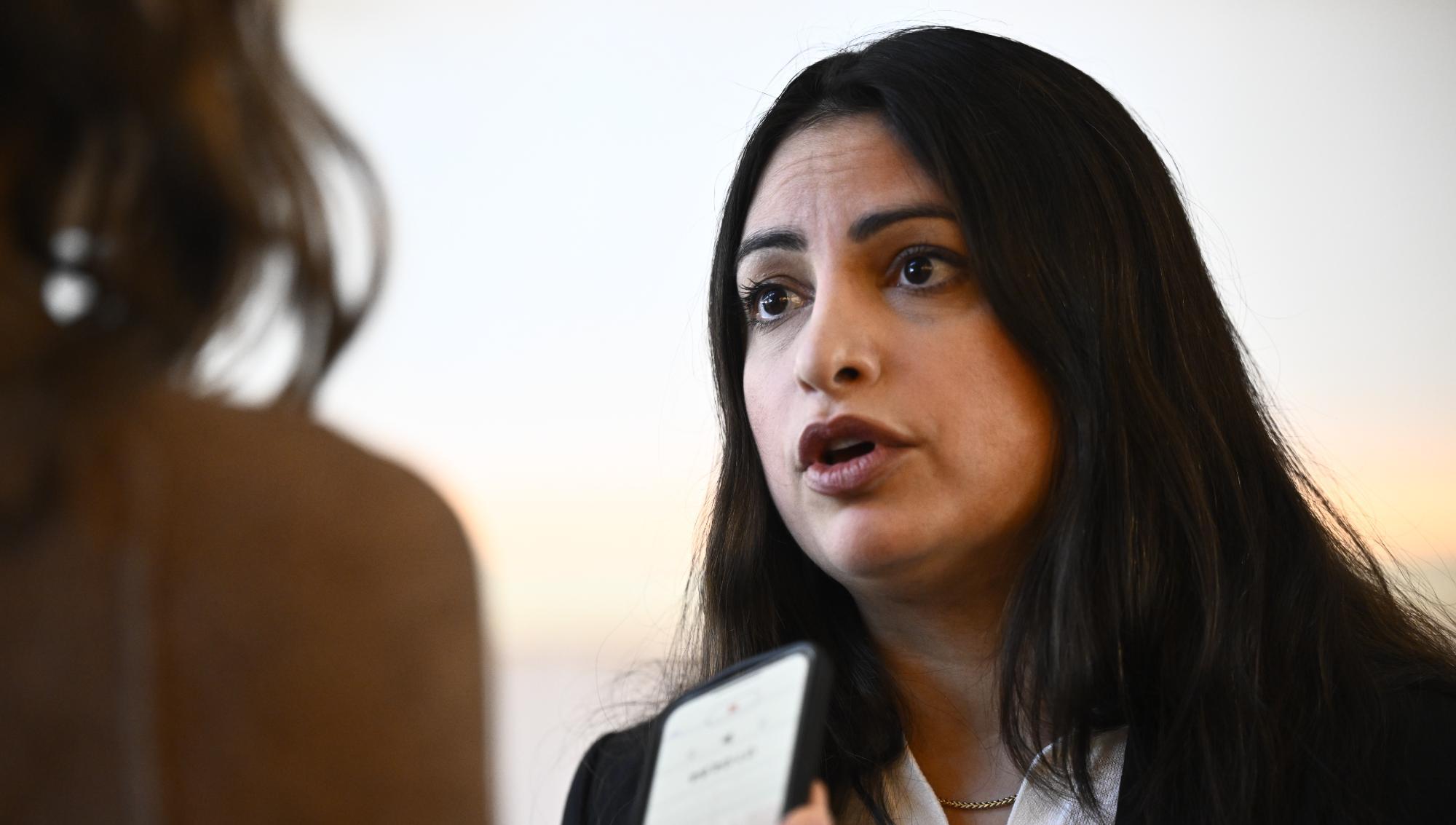 Vänsterpartiet vill frysa hyrorna – förslaget möter kritik