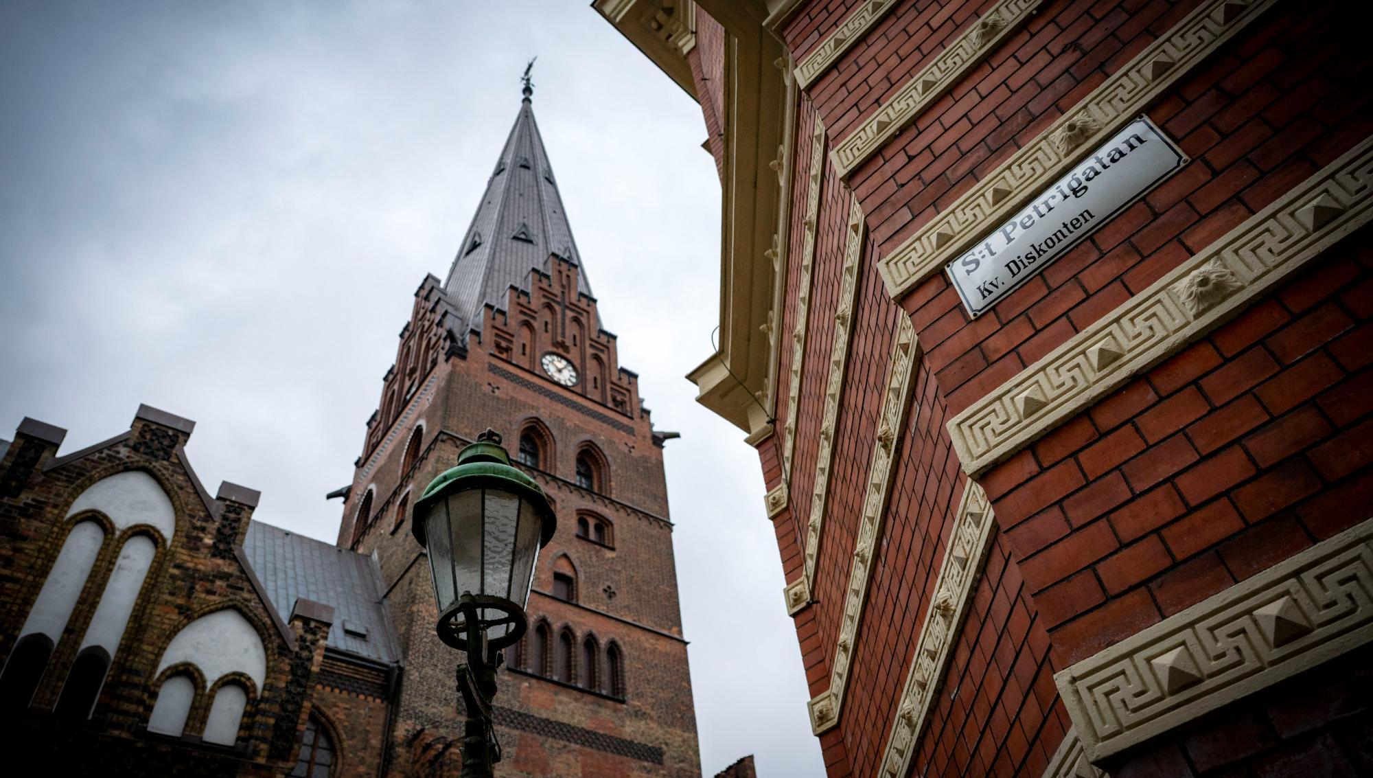 Svenska kyrkan polisanmäls efter bygge på medeltidsmark