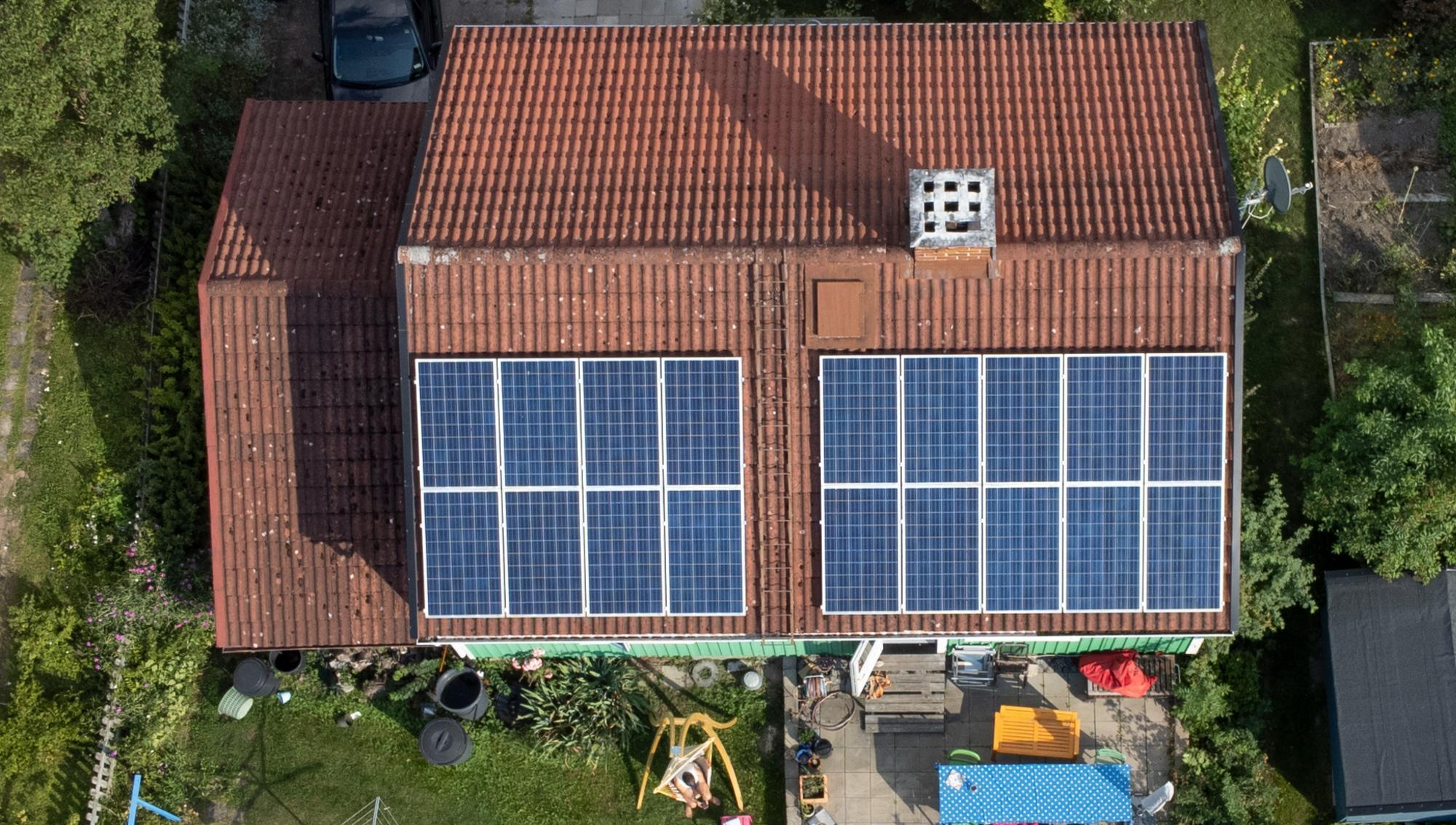 Utbyggnaden av solceller i Sverige bromsar in kraftigt